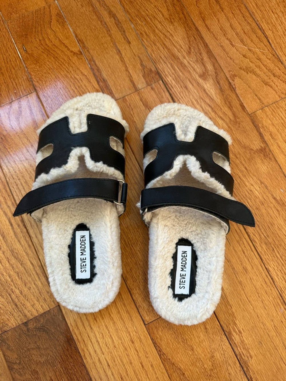 Steve Madden Black Leather Slides with Cream Shearling Insole